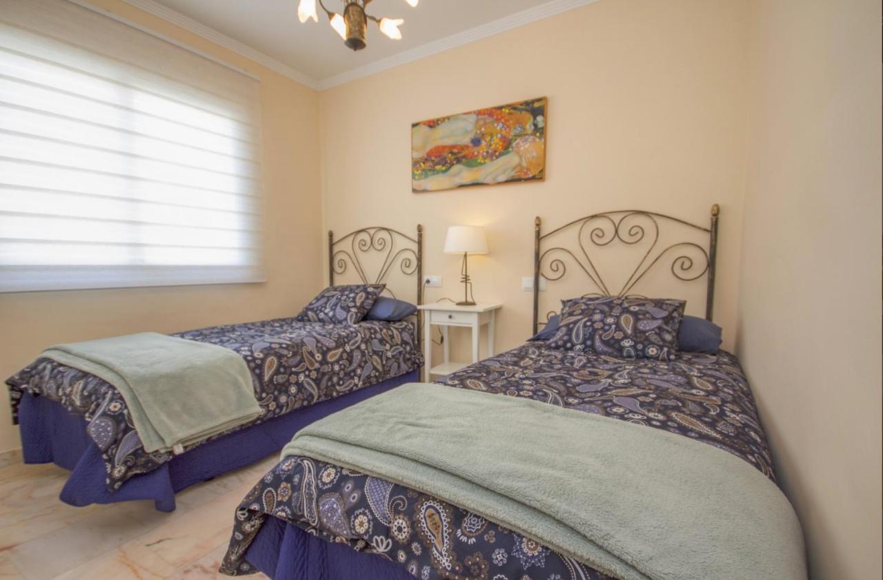 Albi B&B Burriana Beach Нерха Екстер'єр фото